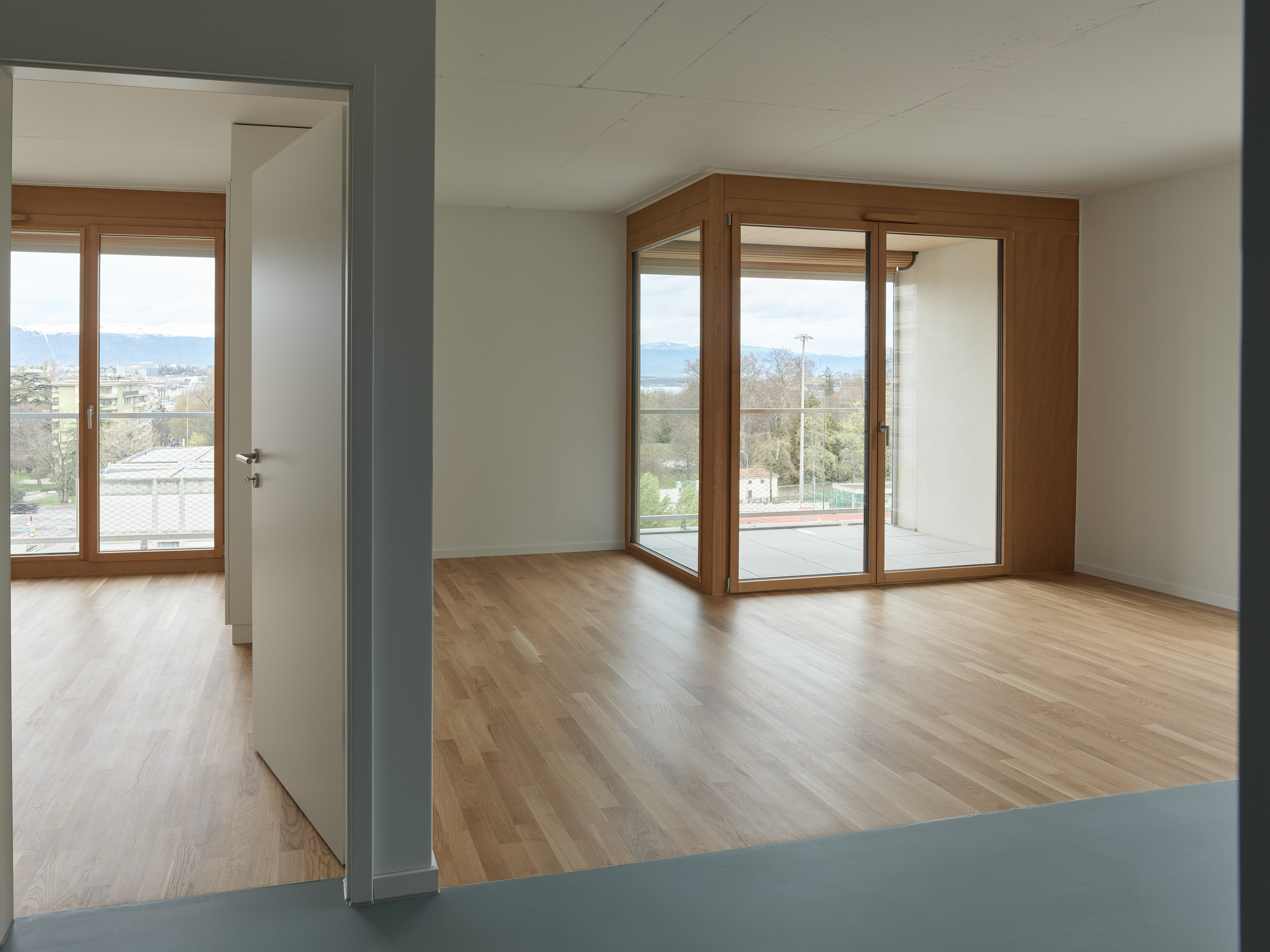 Coopératives aux Eaux-Vives